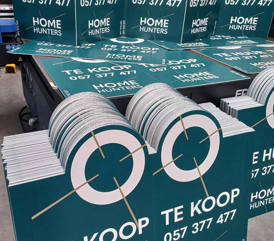 Zeefdruk: HomeHunters-1.jpg